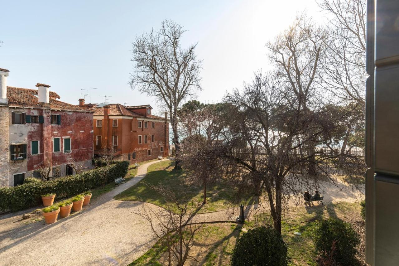 Laguna D'Oro Luxury Apartments Venise Extérieur photo