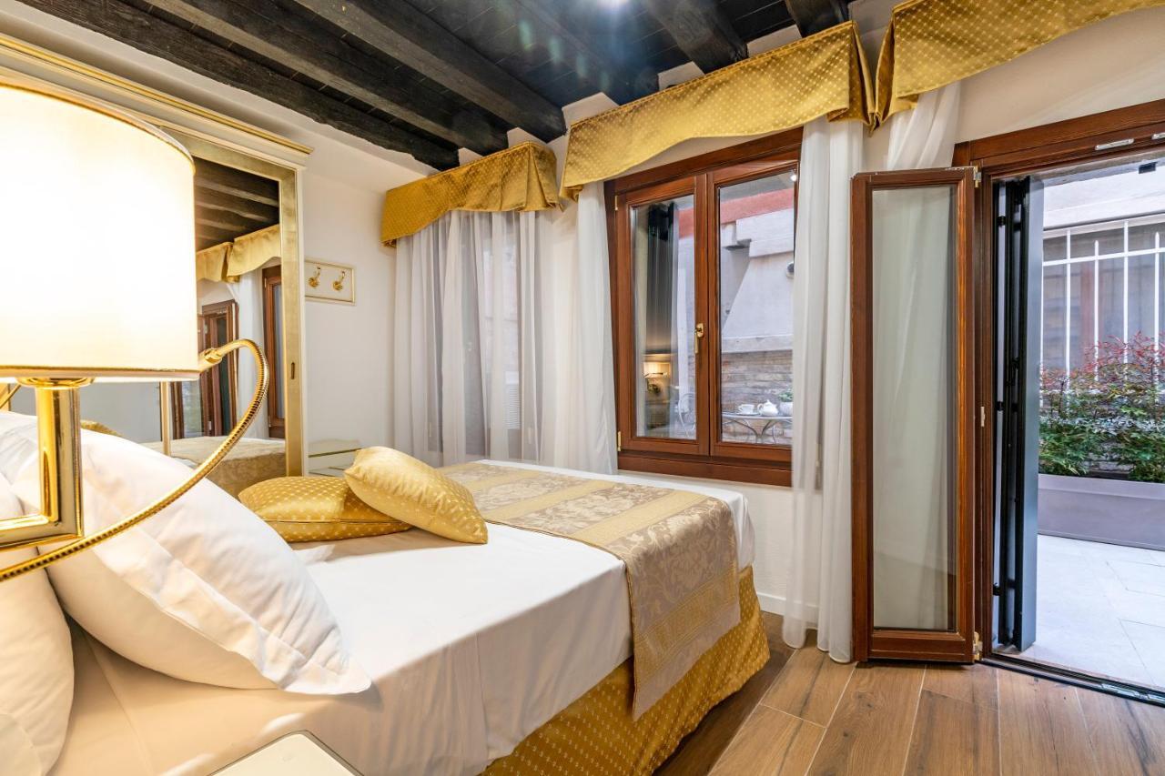 Laguna D'Oro Luxury Apartments Venise Extérieur photo